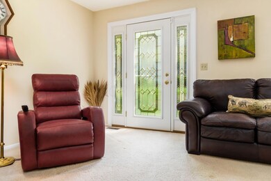 608 Pamlico St unit X-10, Columbus, OH 43228 - photo 3