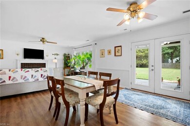 210 Azalea Dr, Smithfield, VA 23430 - photo 3