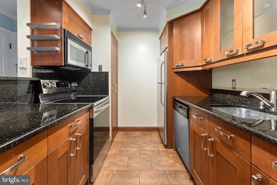 1530 Lincoln Way unit 204, McLean, VA 22102 - photo 3