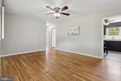 10711 Scaggsville Rd, Laurel, MD 20723 - photo 5