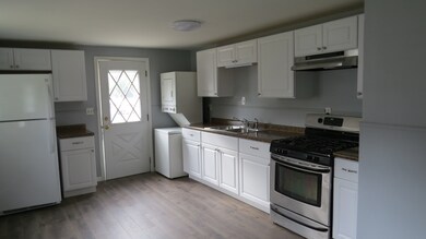 101 Ensenada Dr, Carpentersville, IL 60110 - photo 4