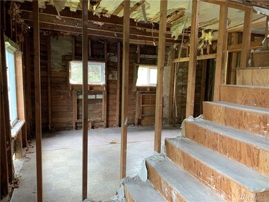 2394 Hunt St, Raymond, WA 98577 - photo 7