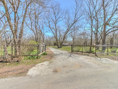 24890 N 3990 Rd, Bartlesville, OK 74006 - photo 3