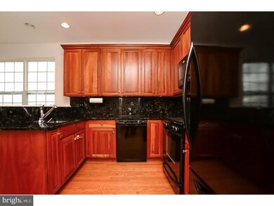 1011 Buckingham Dr, West Deptford, NJ 08086 - photo 5