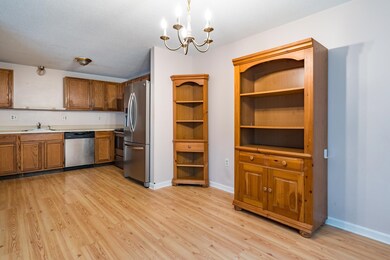 15 Indian Rock Rd, MerriMacK, NH 03054 - photo 5