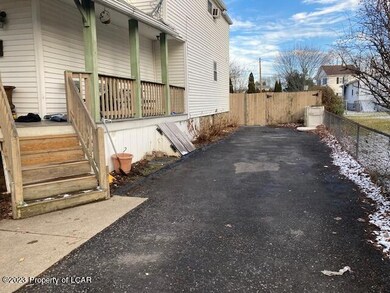 25 Parkin St, Wilkes Barre, PA 18705 - photo 3