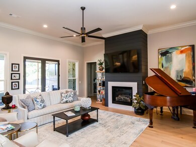 142 Downing St, Oxford, MS 38655 - photo 5