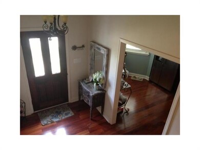 Foyer.