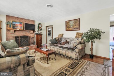 107 Bradley Rd, Annville, PA 17003 - photo 2