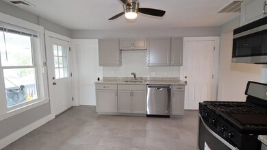 19 Cross St unit 2L, South Grafton, MA 01560 - photo 5