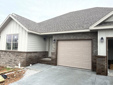 850 W Elmwood Cir, Nixa, MO 65714 - photo 2