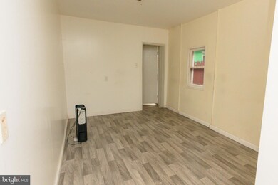 107 S 6th St, Reading, PA 19602 - photo 3