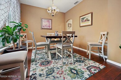 07-Dining Room