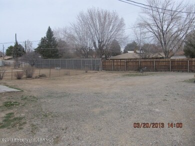 704 N Butler Ave 003