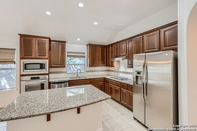 3311 Valley Creek, San Antonio, TX 78261 - photo 6