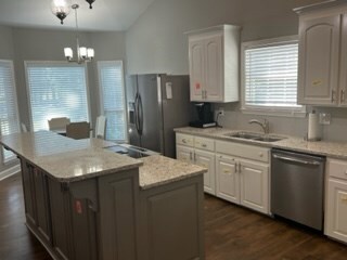 1026 Boxwood Dr, Bainbridge, GA 39819 - photo 3