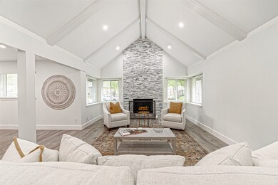 10003 Briar Dr, Houston, TX 77042 - photo 4