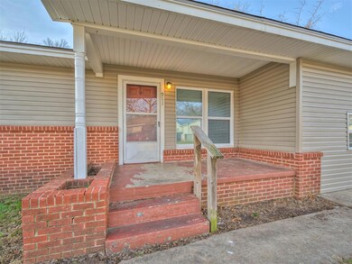 911 Buck Dr, Shawnee, OK 74801 - photo 3