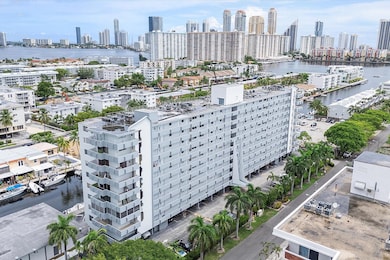 3703 NE 166th St unit 1010, North Miami Beach, FL 33160 - photo 2