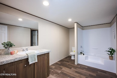 365 Harmon Ln, Lenoir City, TN 37771 - photo 7