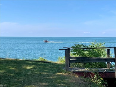 5459 E Lake Rd, Sheffield Lake, OH 44054 - photo 2