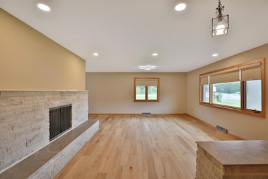 465 W Schrock Rd, Westerville, OH 43081 - photo 4