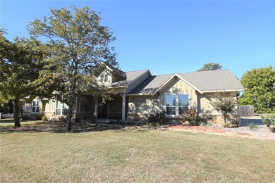 715 Clear Water Ct, Corsicana, TX 75109 - photo 3