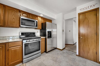 737 Heather Ct, Griffith, IN 46319 - photo 6