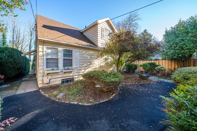 7116 SW 2nd Ave - 02