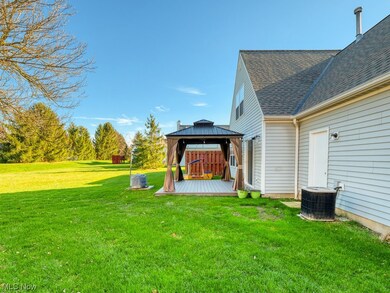 24640 Thicket Ln unit K28, Olmsted Falls, OH 44138 - photo 4