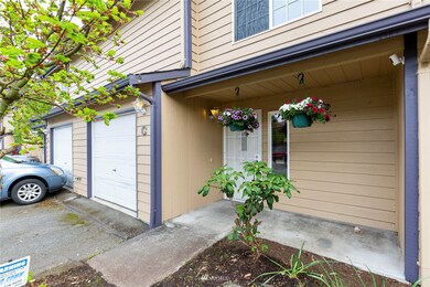 2436 I St NE unit C, Auburn, WA 98002 - photo 2