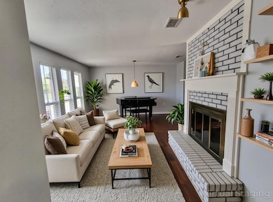 333 Shannon Ct NW, Fort Walton Beach, FL 32548 - photo 3