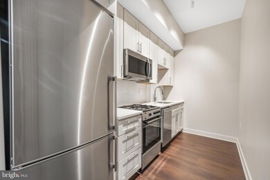 Octave 1320 unit 7, Silver Spring, MD 20910 - photo 7