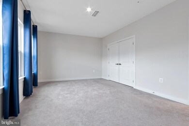 46320 Mount Milstead Terrace unit 305, Sterling, VA 20164 - photo 7