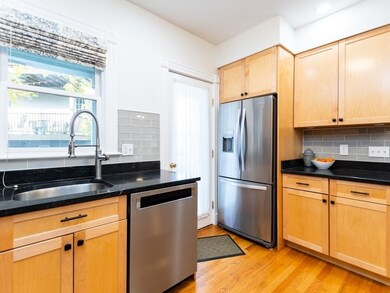 19 Cambridge Terrace unit 1, Cambridge, MA 02140 - photo 6