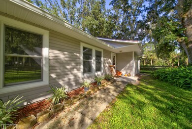 walkway to front porch