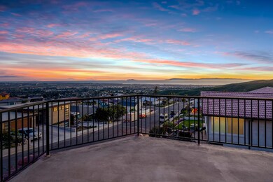 5-web-or-mls-UpmarketMedia_5547TopTwi-7