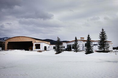 mountain modern hangar home