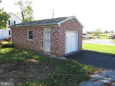 1986 Longmarsh Rd, Berryville, VA 22611 - photo 2