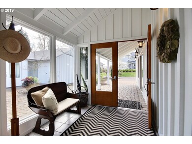 Entrance/Foyer
