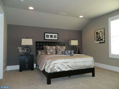 350 Newbury Ct, North Wales, PA 19454 - photo 5