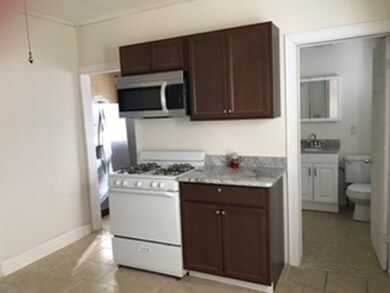 18 A St, Lowell, MA 01851 - photo 7