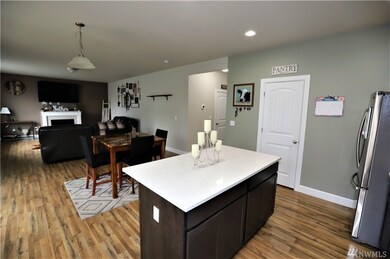 15423 Coles Ct SE, Yelm, WA 98597 - photo 7