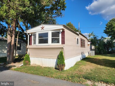 4660 Sycamore Grove Rd unit 80, Chambersburg, PA 17202 - photo 2