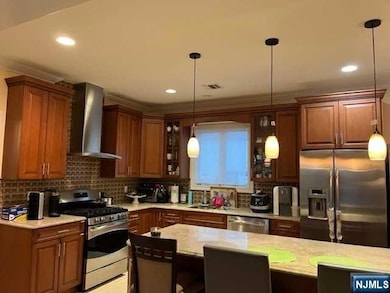 20 W Palisades Blvd unit D, Palisades Park, NJ 07650 - photo 5