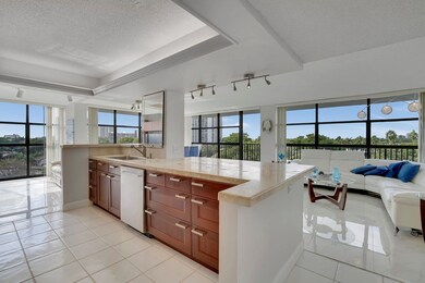 600 Parkview Dr unit 531, Hallandale Beach, FL 33009 - photo 3