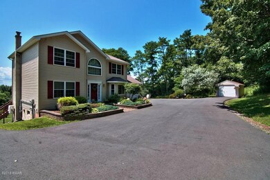 85 Riley Rose Ln, Honesdale, PA 18431 - photo 2