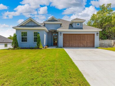 2513 Woodhaven Dr, Granbury, TX 76048 - photo 4