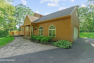 5-web-or-mls-581-rector-rd