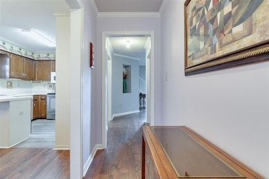 This home has been well taken care of. Beautiful l